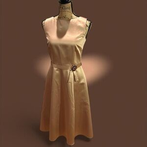 David Meister gold satin A-line dress with beaded belt brooch sleeveless sz 6